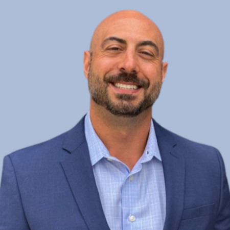 Vin Petronelli - board-certified nurse practitioner & functional medicine clinician specializing in root-cause medicine